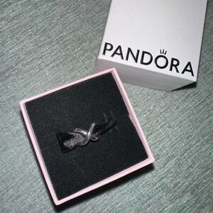 Pandora Silver Infinity Knot Ring